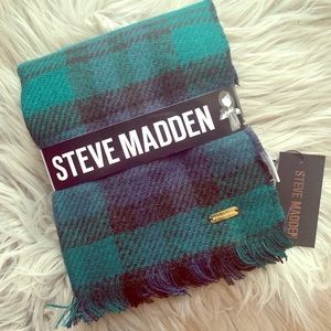 Steve Madden Scarf